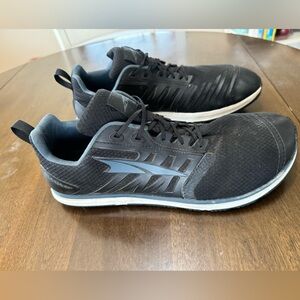 GUC Men’s Altra Solstice XT Size 14 Black